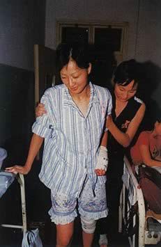 我国民航史上首例大型客机迫降成功(todayonhistory.com)