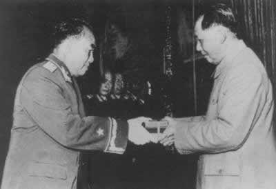 毛泽东逝世(todayonhistory.com)