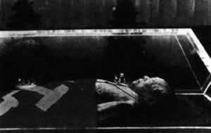 毛泽东逝世(todayonhistory.com)