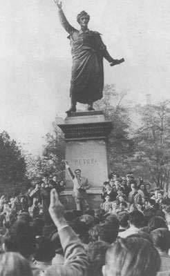 匈牙利十月事件爆发(TodayOnHistory.com)