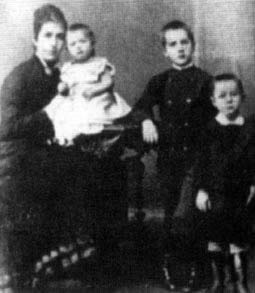 德国作家托马斯·曼诞辰(todayonhistory.com)