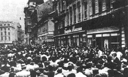 南斯拉夫与意大利边界紧张（TodayOnHistory.com）