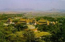孙殿英夜盗东陵(todayonhistory.com)