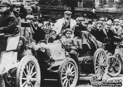 世界上第一起交通罚款(todayonhistory.com)