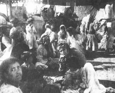 土耳其屠杀大批亚美尼亚人(todayonhistory.com)