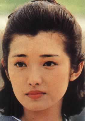 山口百惠息影(TodayOnHistory.com)