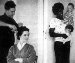 当代著名影星伊莎贝拉·罗塞里尼生日(todayonhistory.com)
