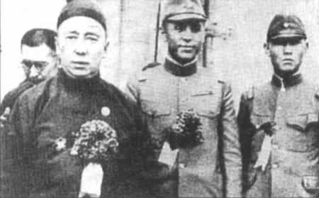 伪“蒙古联盟自治政府”成立（TodayOnHistory.com）